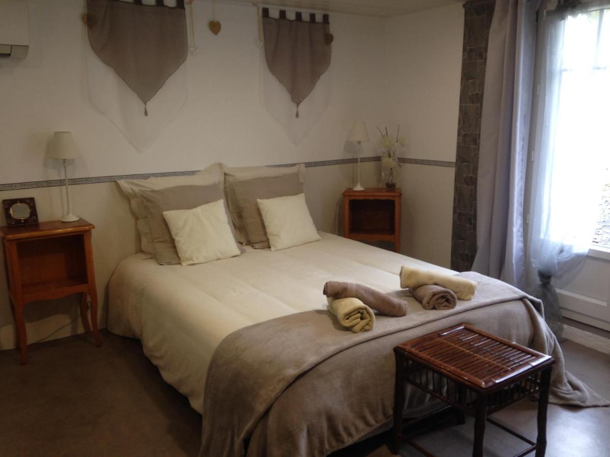 Chambre D'Hotes Hola Laval  Kültér fotó
